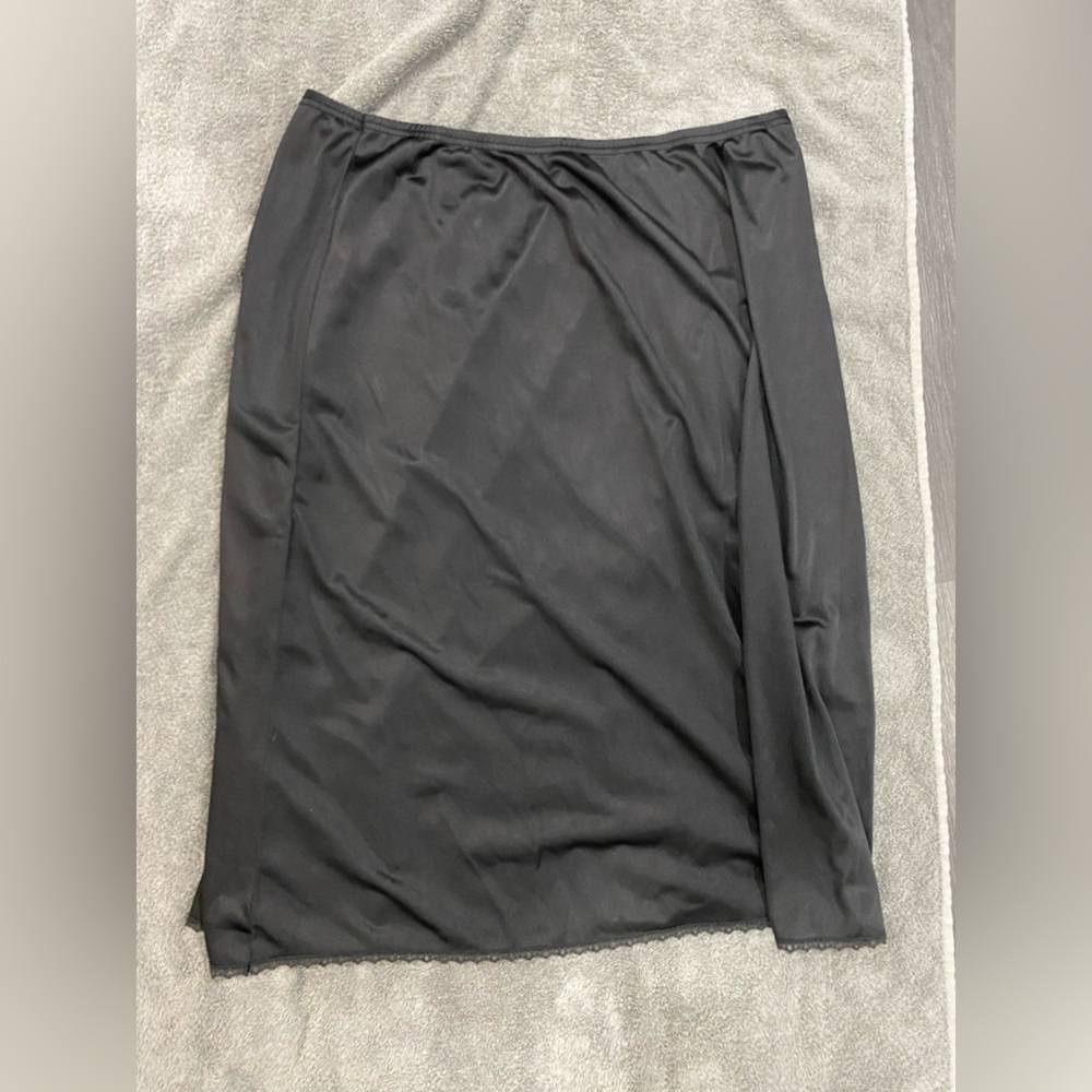 Vanity Fair Elegant Black Garment